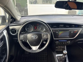 Toyota Auris 2.0D4D, снимка 9