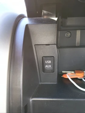 Обява за продажба на Toyota Auris 1.4 d4d ~11 000 лв. - изображение 3