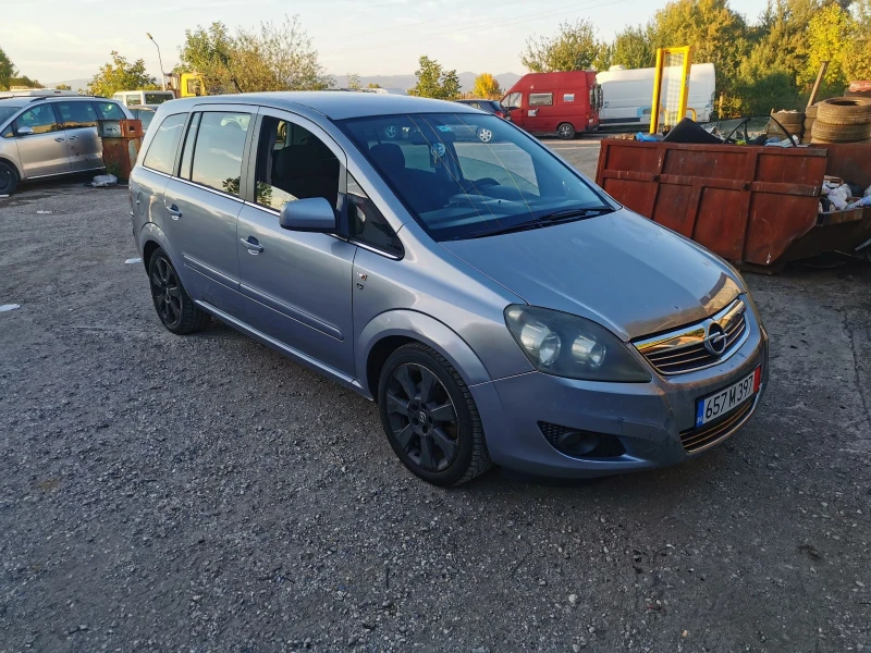 Opel Zafira 1.9 150к. автоматик , снимка 4 - Автомобили и джипове - 47412642