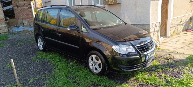 VW Touran 1, 6 БЕНЗИН, снимка 4 - Автомобили и джипове - 47738986