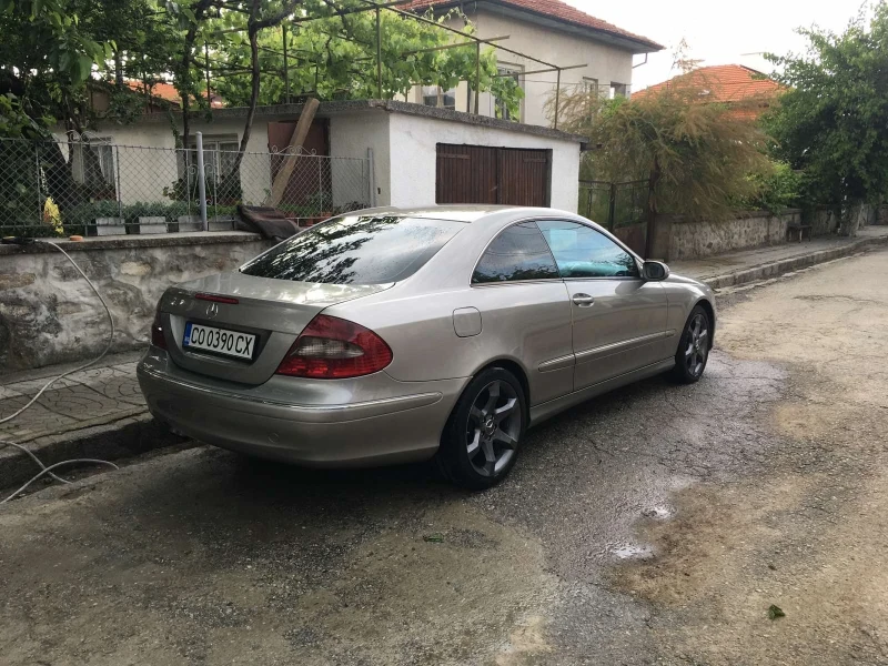 Mercedes-Benz CLK 270 CDI, снимка 5 - Автомобили и джипове - 49296846