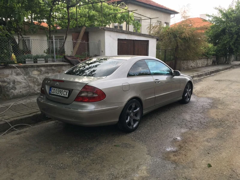 Mercedes-Benz CLK 270 CDI, снимка 3 - Автомобили и джипове - 49296846