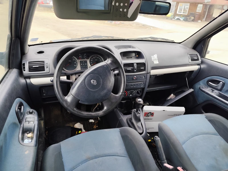 Renault Clio 1.2, снимка 4 - Автомобили и джипове - 49469253