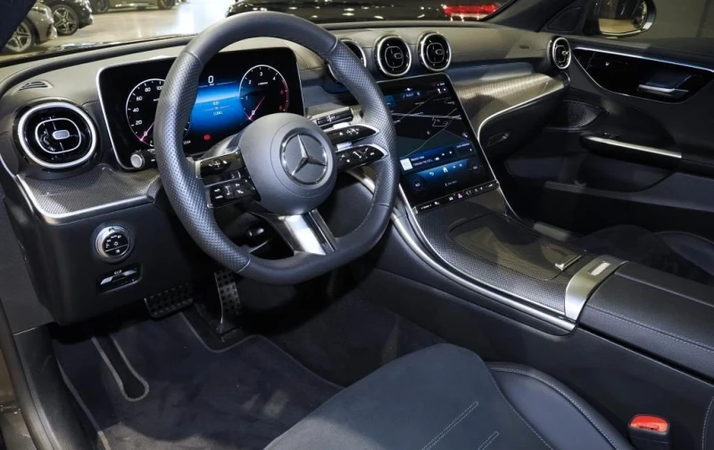 Mercedes-Benz C 220 d/ AMG/ LED/ DISTRONIC/ CAMERA/ KEYLESS/ , снимка 5 - Автомобили и джипове - 50873812