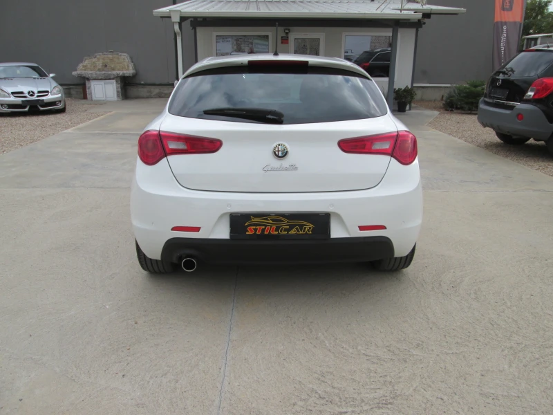 Alfa Romeo Giulietta 1.4I-Сервизна история-НОВА, снимка 5 - Автомобили и джипове - 52064947