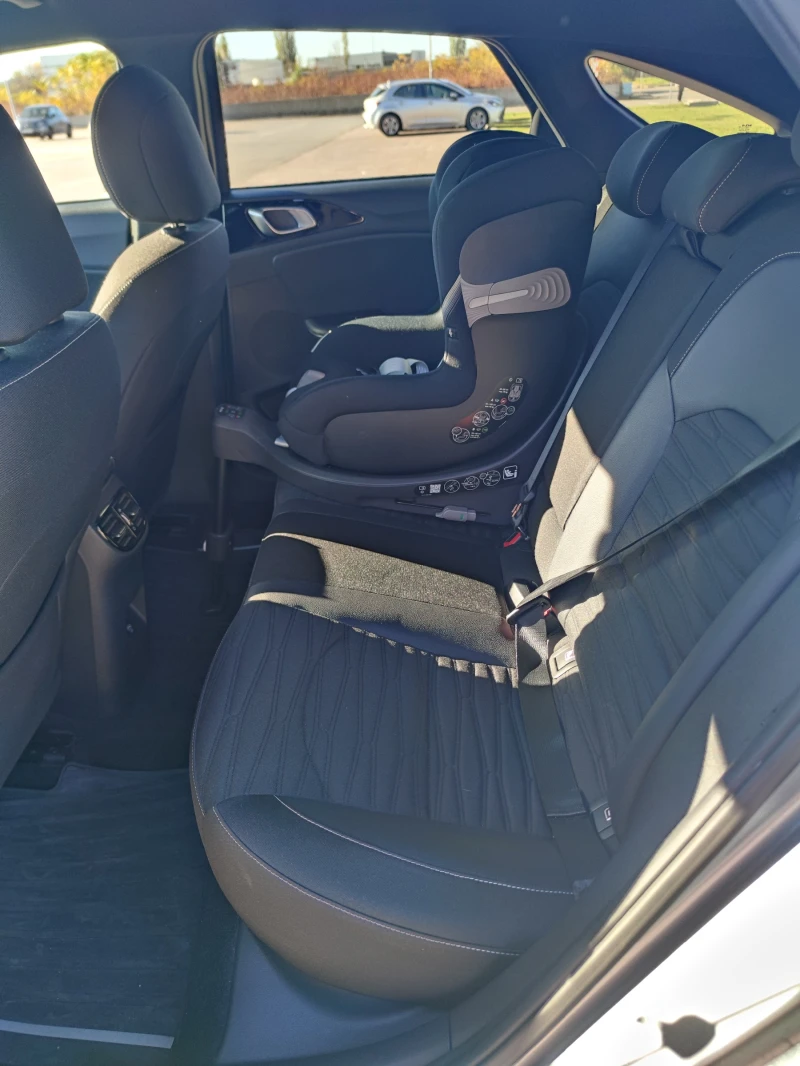 Kia Pro ceed 1.5 T-gdi 7DCT, снимка 15 - Автомобили и джипове - 52460244