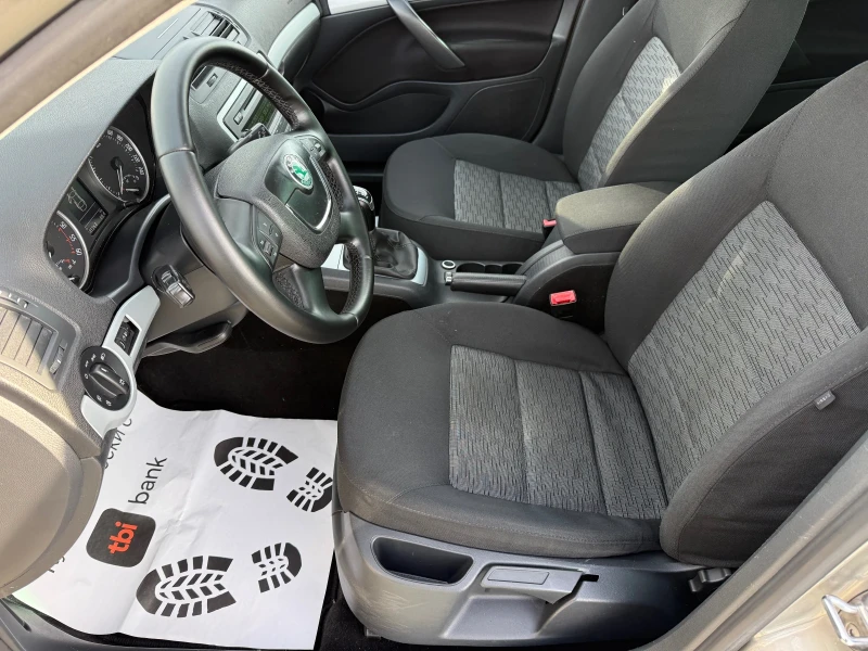 Skoda Octavia (KATO НОВА), снимка 11 - Автомобили и джипове - 52844333
