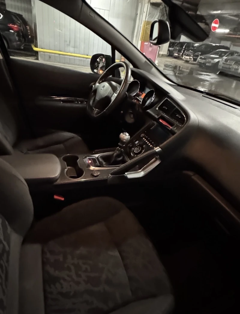 Peugeot 3008 1.6 HDI, снимка 7 - Автомобили и джипове - 53304982
