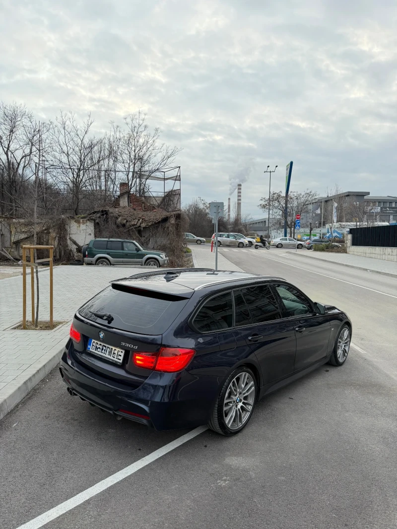 BMW 330 RWD/HUD/M-pack/Обслужена/История, снимка 3 - Автомобили и джипове - 53432738
