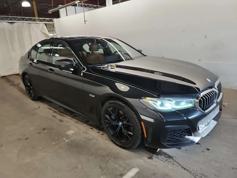 BMW 530E * XDRIVE * CARFAX * PANO * HEAD UP * , снимка 2 - Автомобили и джипове - 53567696
