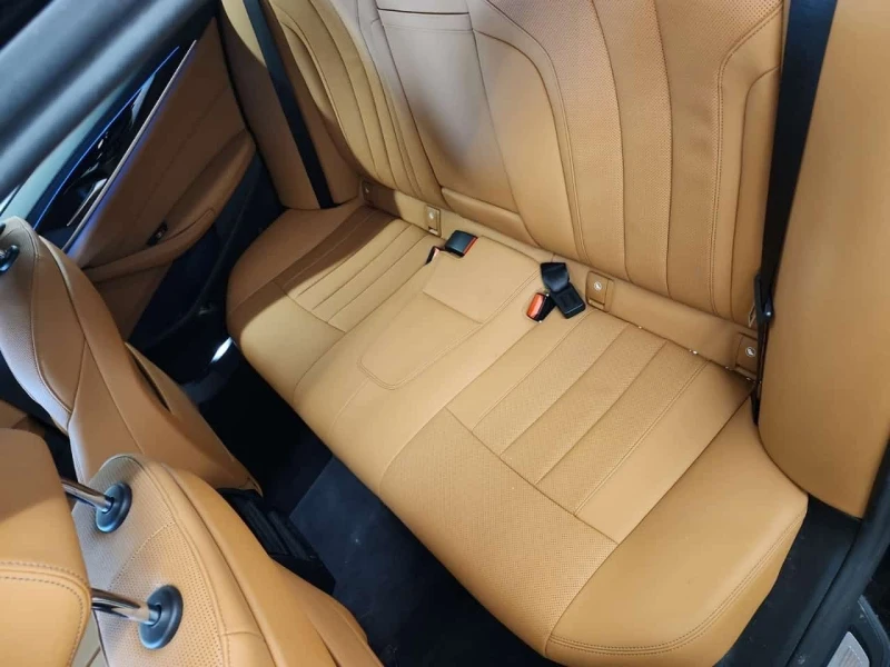 BMW 530E * XDRIVE * CARFAX * PANO * HEAD UP * , снимка 13 - Автомобили и джипове - 53567696
