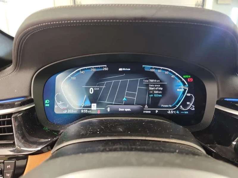 BMW 530E * XDRIVE * CARFAX * PANO * HEAD UP * , снимка 11 - Автомобили и джипове - 53567696