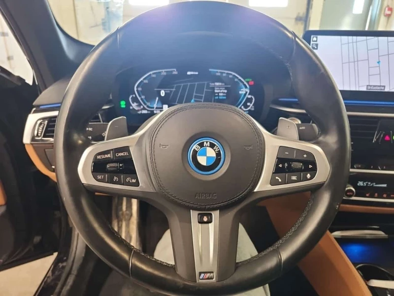 BMW 530E * XDRIVE * CARFAX * PANO * HEAD UP * , снимка 12 - Автомобили и джипове - 53567696
