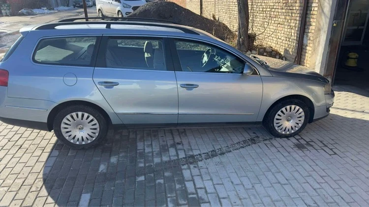 VW Passat B6 2006 2.0 Dizel DSG Navi , снимка 5 - Автомобили и джипове - 48936299