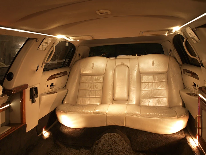 Lincoln Town car 70-inch Stretch Limousine by Royale | Mobile.bg � ����������� 14