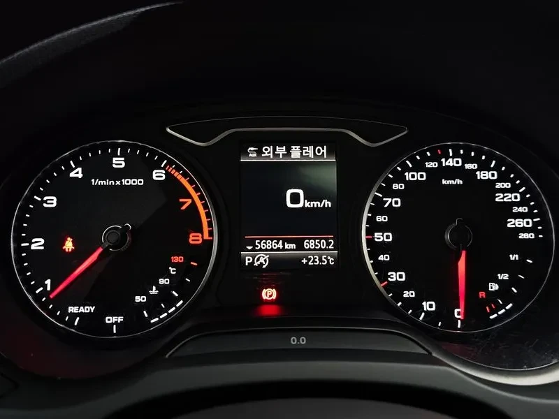 Audi A3 2.0 TFSI, снимка 8 - Автомобили и джипове - 55006371