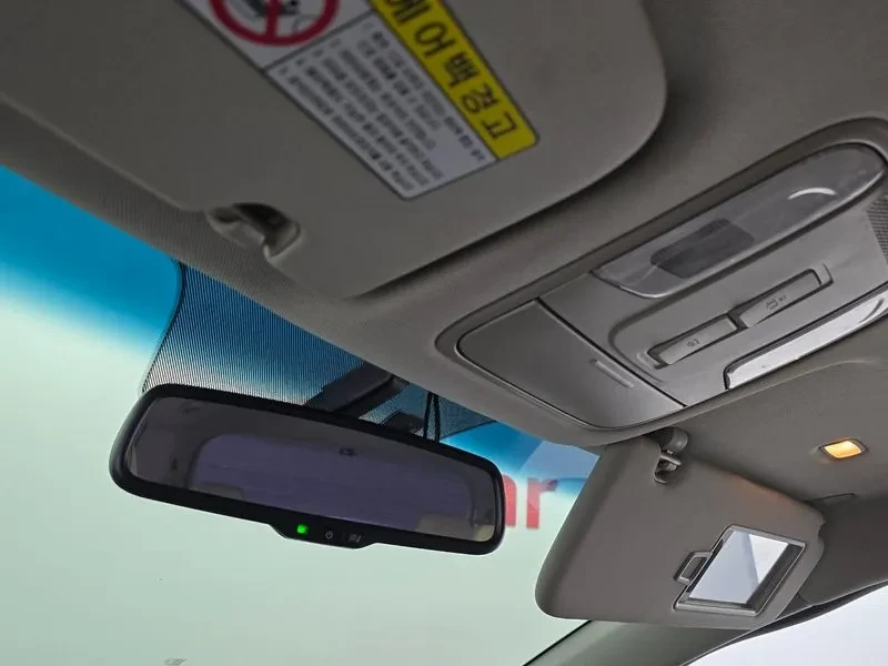 Kia Carnival 11-SEATER DELUXE, снимка 17 - Автомобили и джипове - 55290765