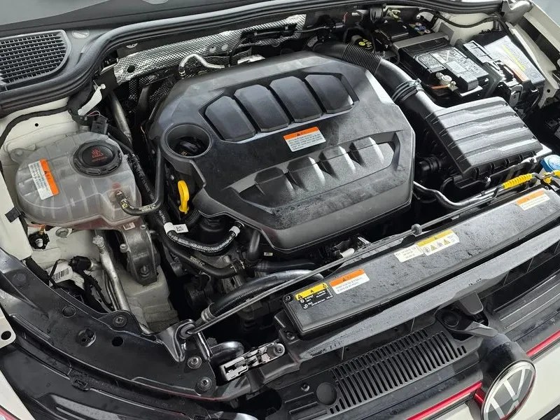VW Golf 2.0 Gti, снимка 6 - Автомобили и джипове - 55748386