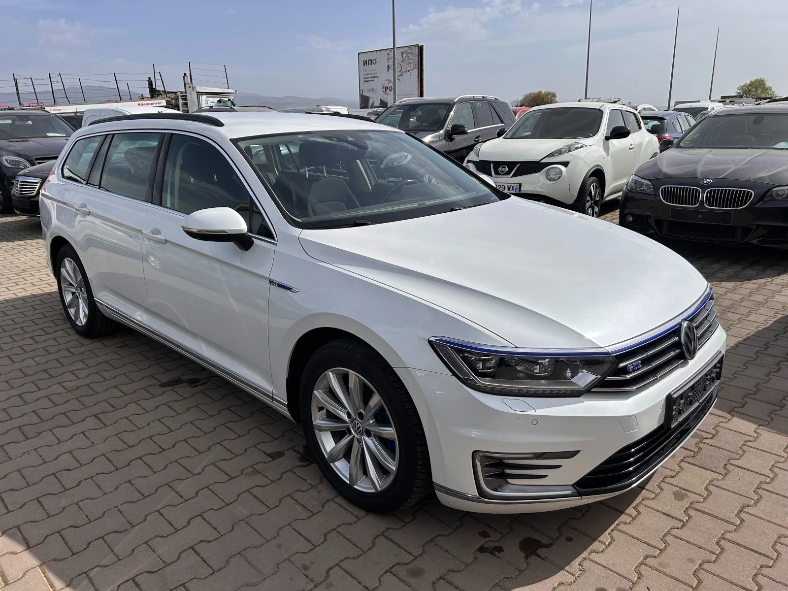 VW Passat 1.4GTE PLUG IN HUBRID AVTOMAT/NAVI EURO 6 ЛИЗИНГ - [1] 