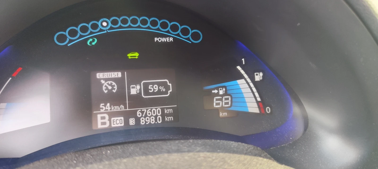 Nissan Leaf   - изображение 8