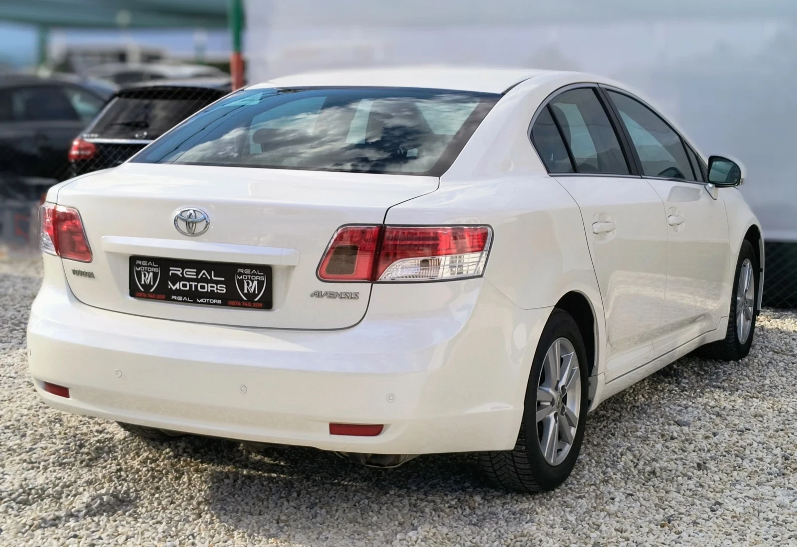 Toyota Avensis 1.6i - изображение 3