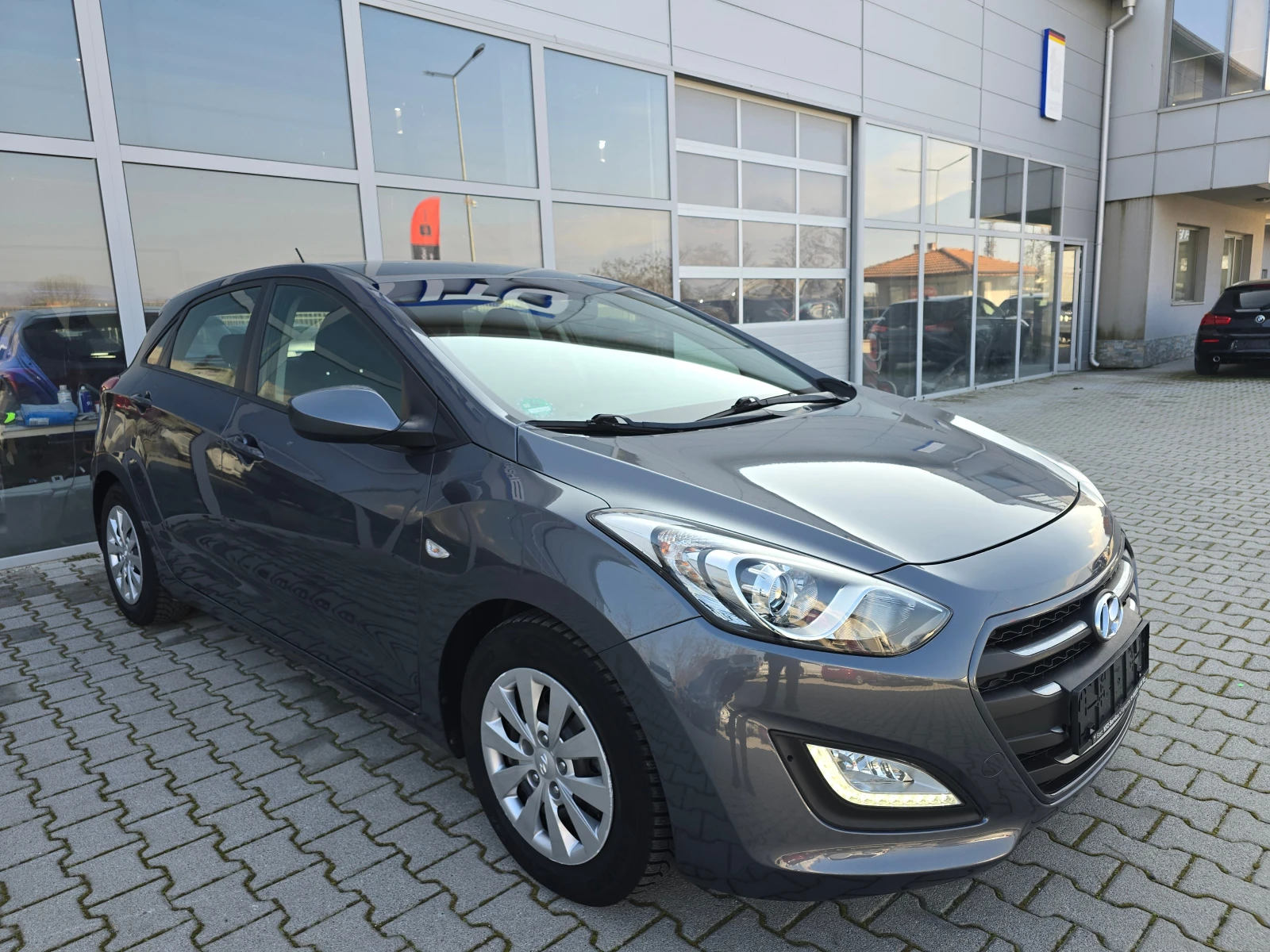 Hyundai I30 1.4i EURO6 !! - изображение 2