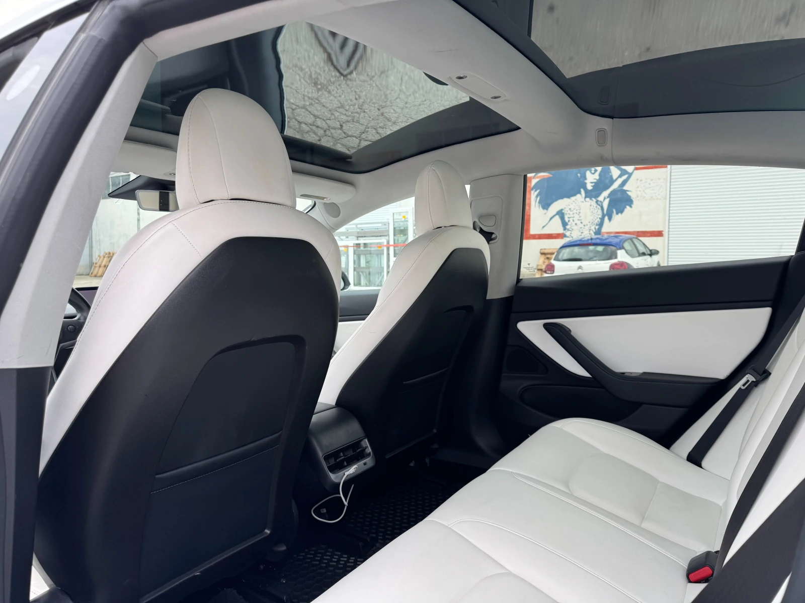 Tesla Model 3  Mid Range  CCS2 | Mobile.bg   16