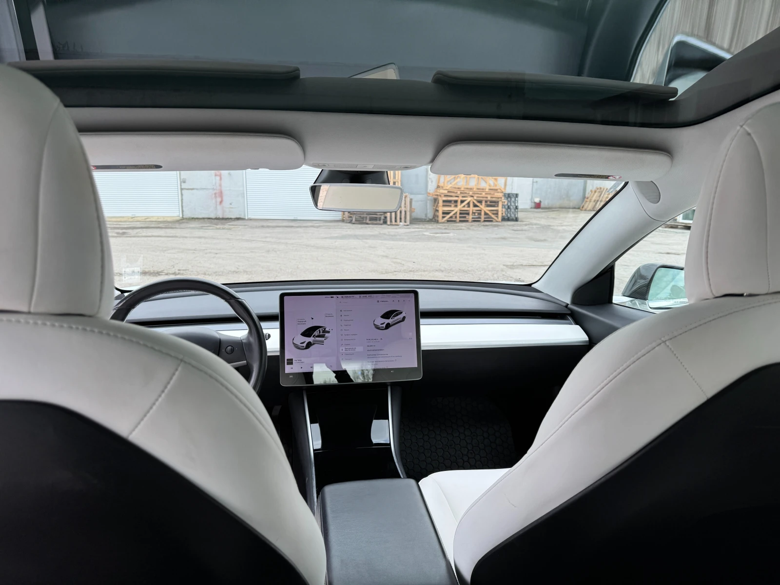 Tesla Model 3  Mid Range  CCS2 | Mobile.bg   11