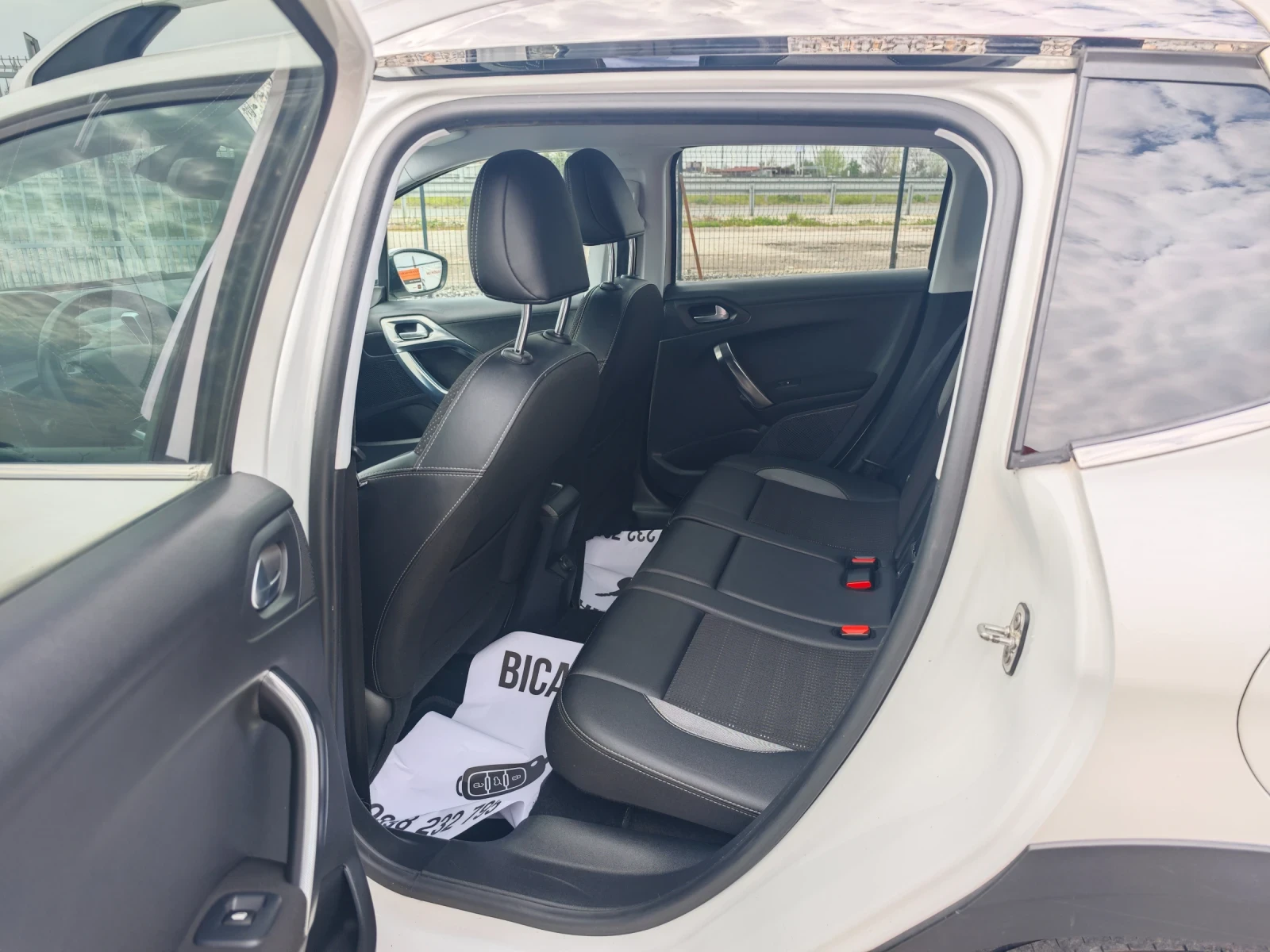 Peugeot 2008 1.6e-hdi  - изображение 9