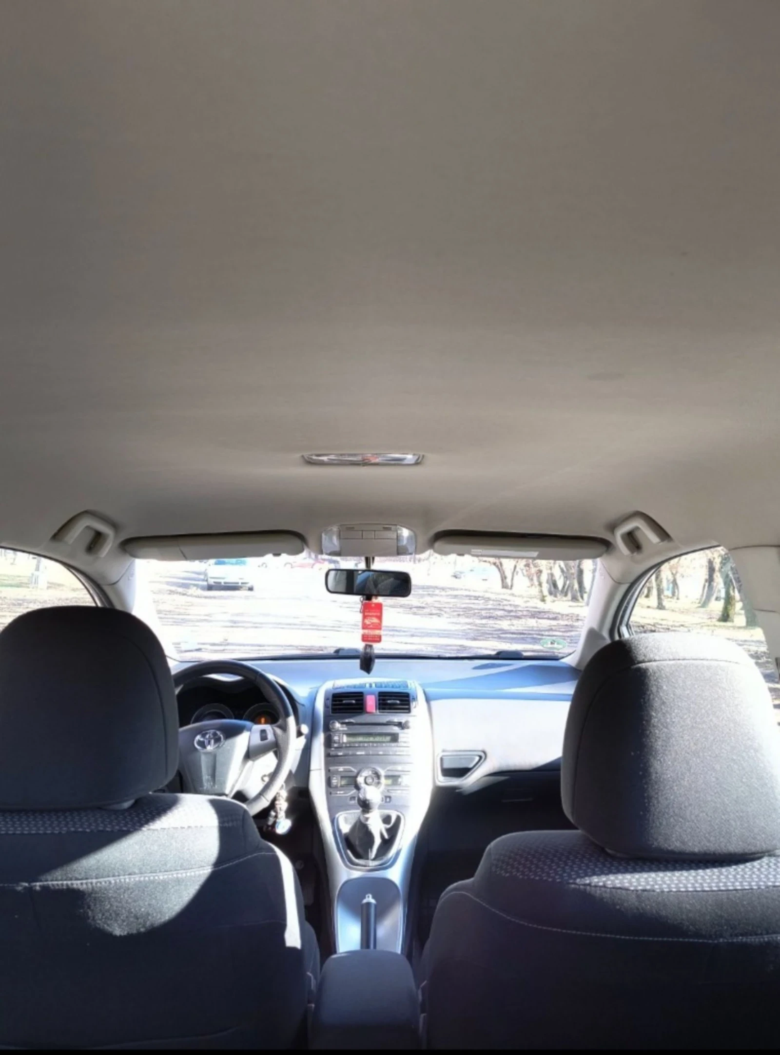 Toyota Auris 1.4 d4d - изображение 5