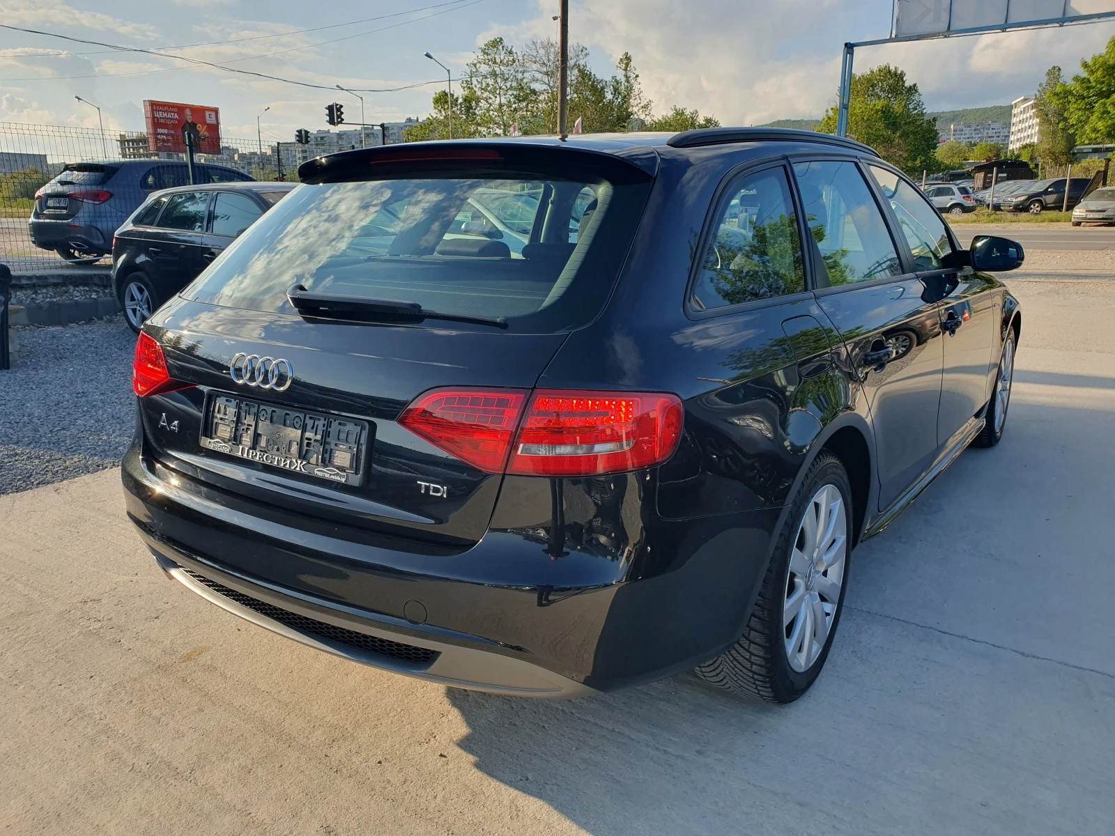 Audi A4 2.0TDI - S LINE - 170k.c. - изображение 4