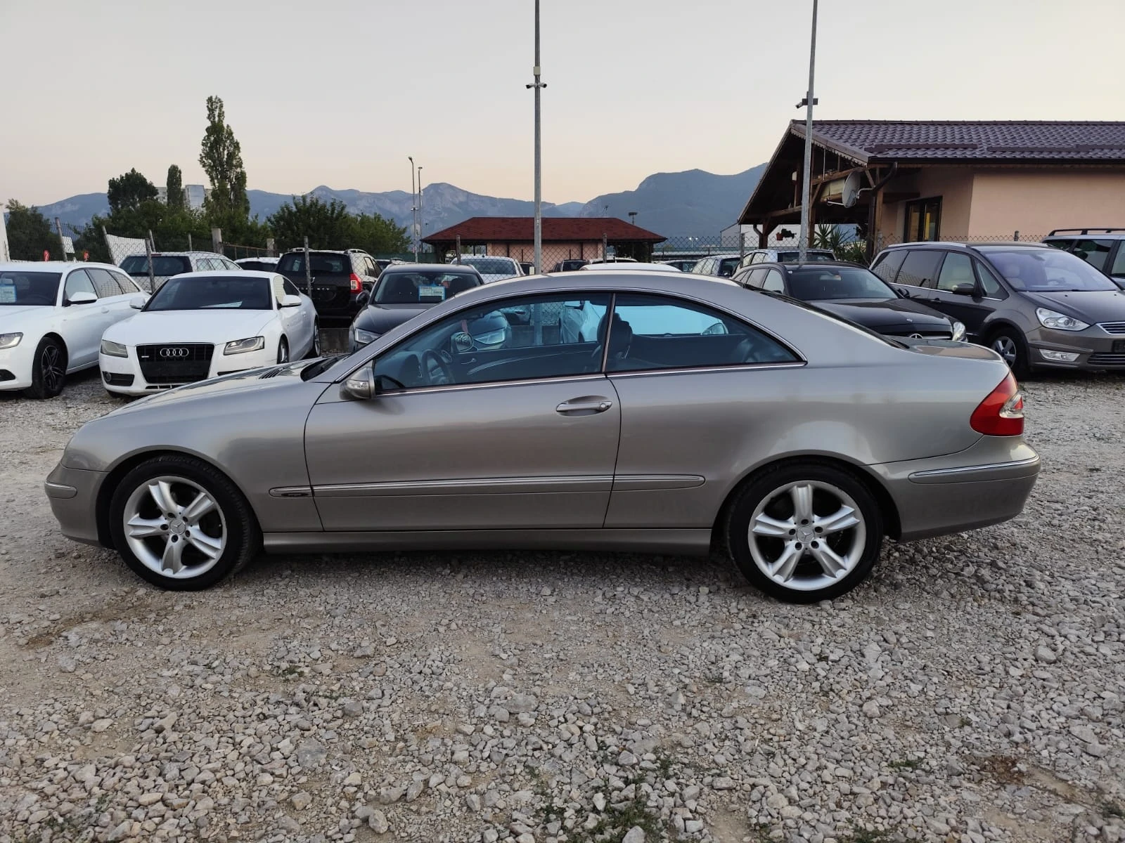 Mercedes-Benz CLK 2.7 дизел Италия - изображение 9