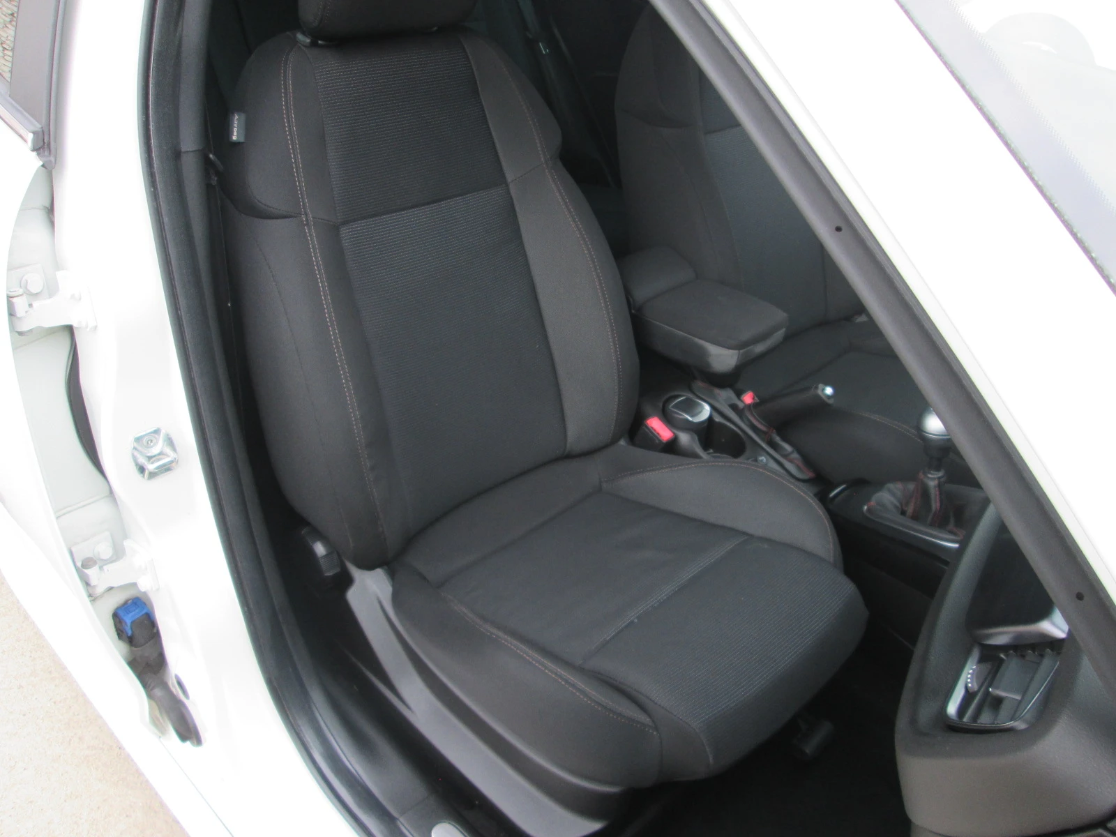 Alfa Romeo Giulietta 1.4I- - | Mobile.bg   15