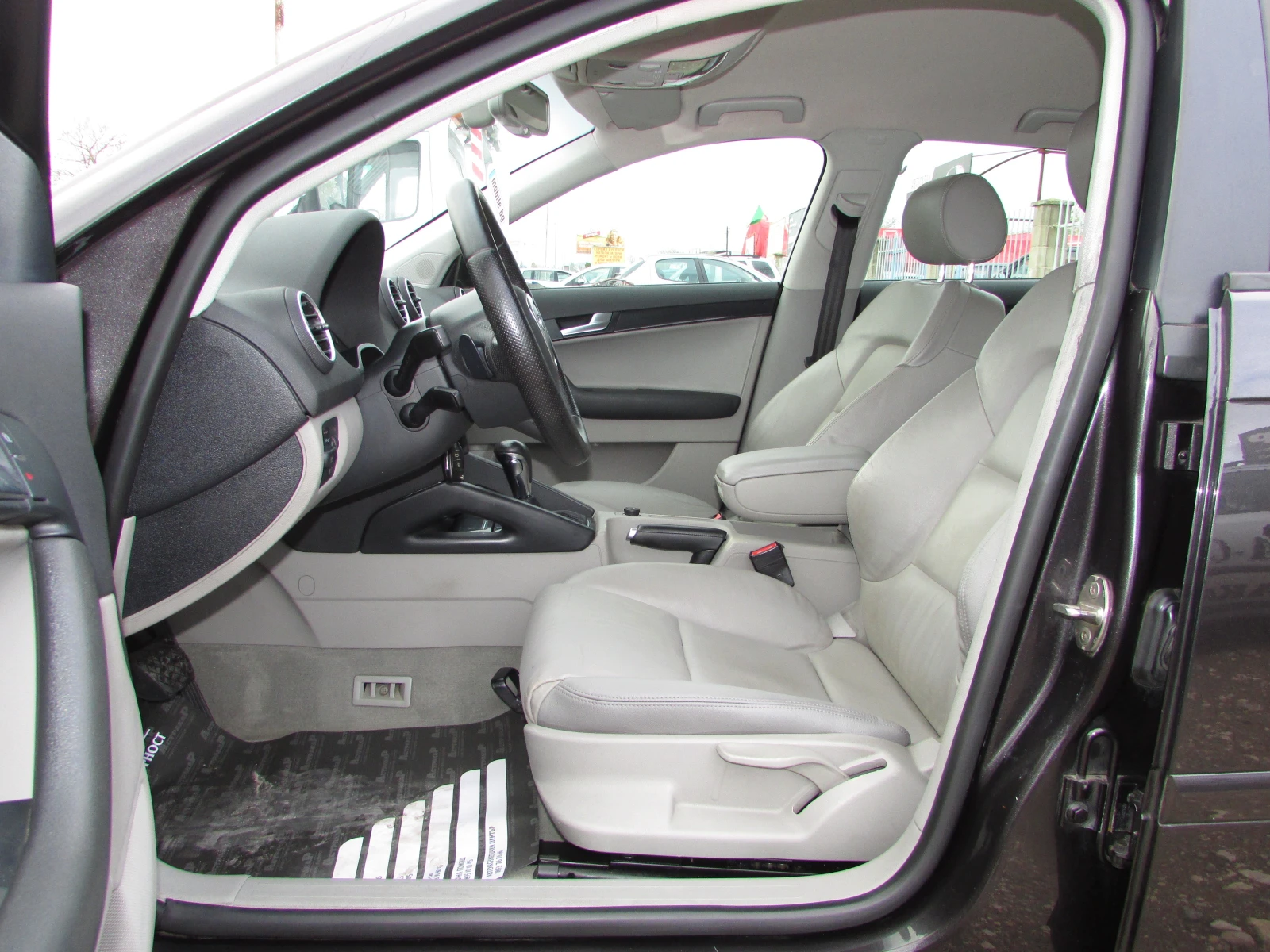 Audi A3 SPORTBAG АВТОМАТ - изображение 8