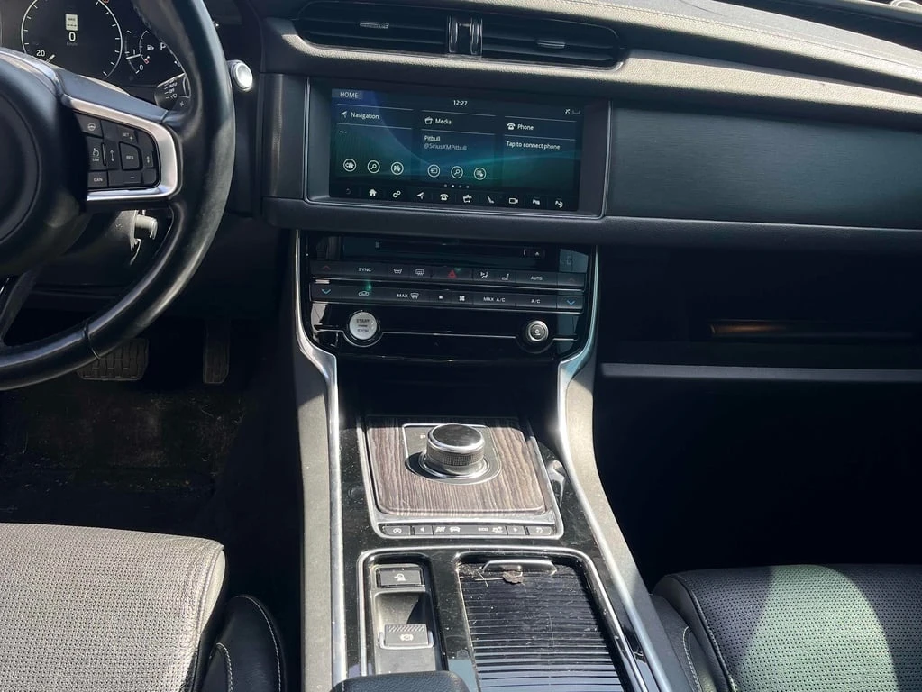 Jaguar Xf * S * CARFAX * БЕЗ ПЪРВОНАЧАЛНА ВНОСКА - изображение 9