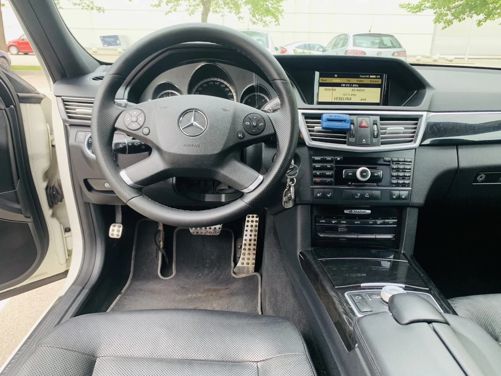 Mercedes-Benz E 350  - изображение 7