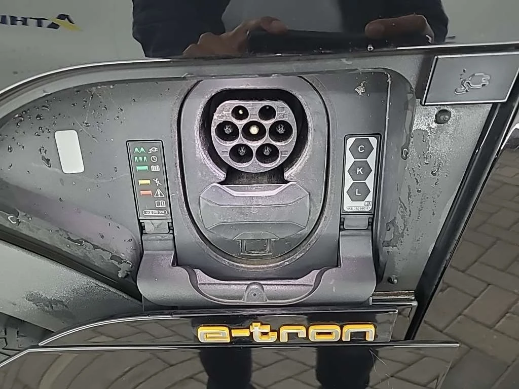 Audi E-Tron 55 - Electric - Automatic - 408 hp | Mobile.bg � ����������� 13