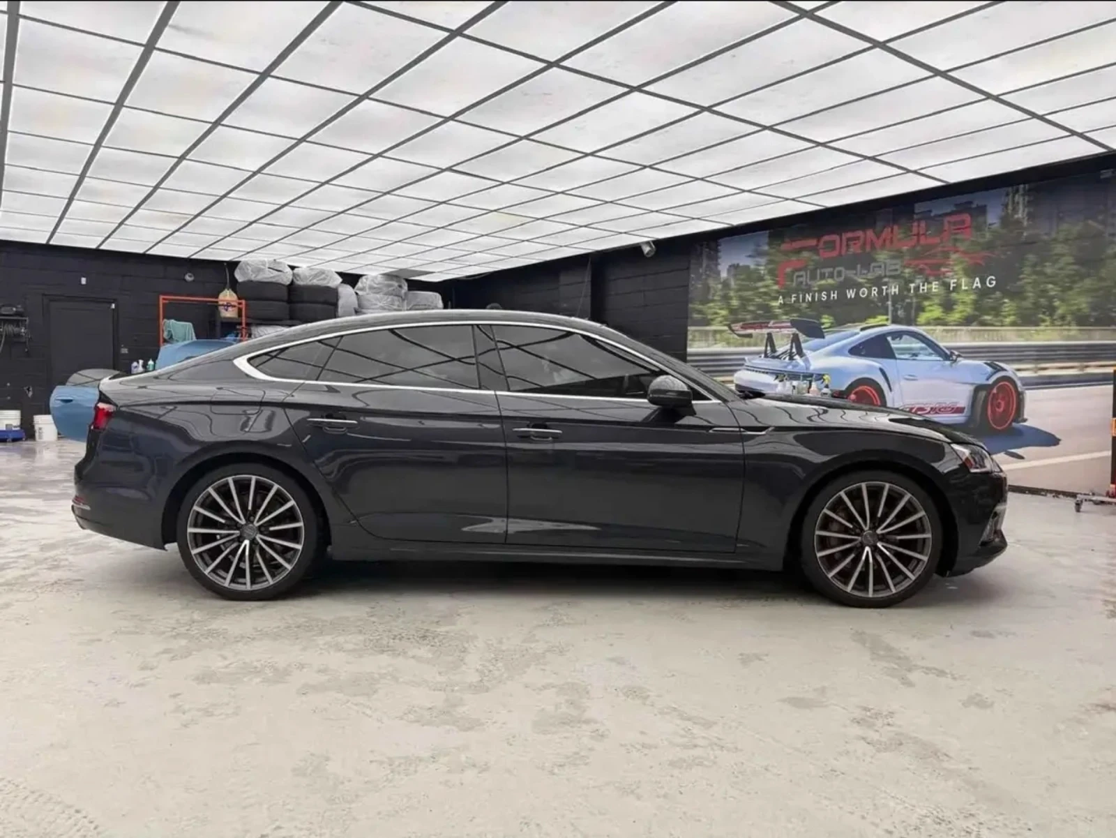 Audi A5 2018/B&O/AMBIENT/PANO/360/4x4/Чист КАРФАКС, снимка 4 - Автомобили и джипове - 54071035