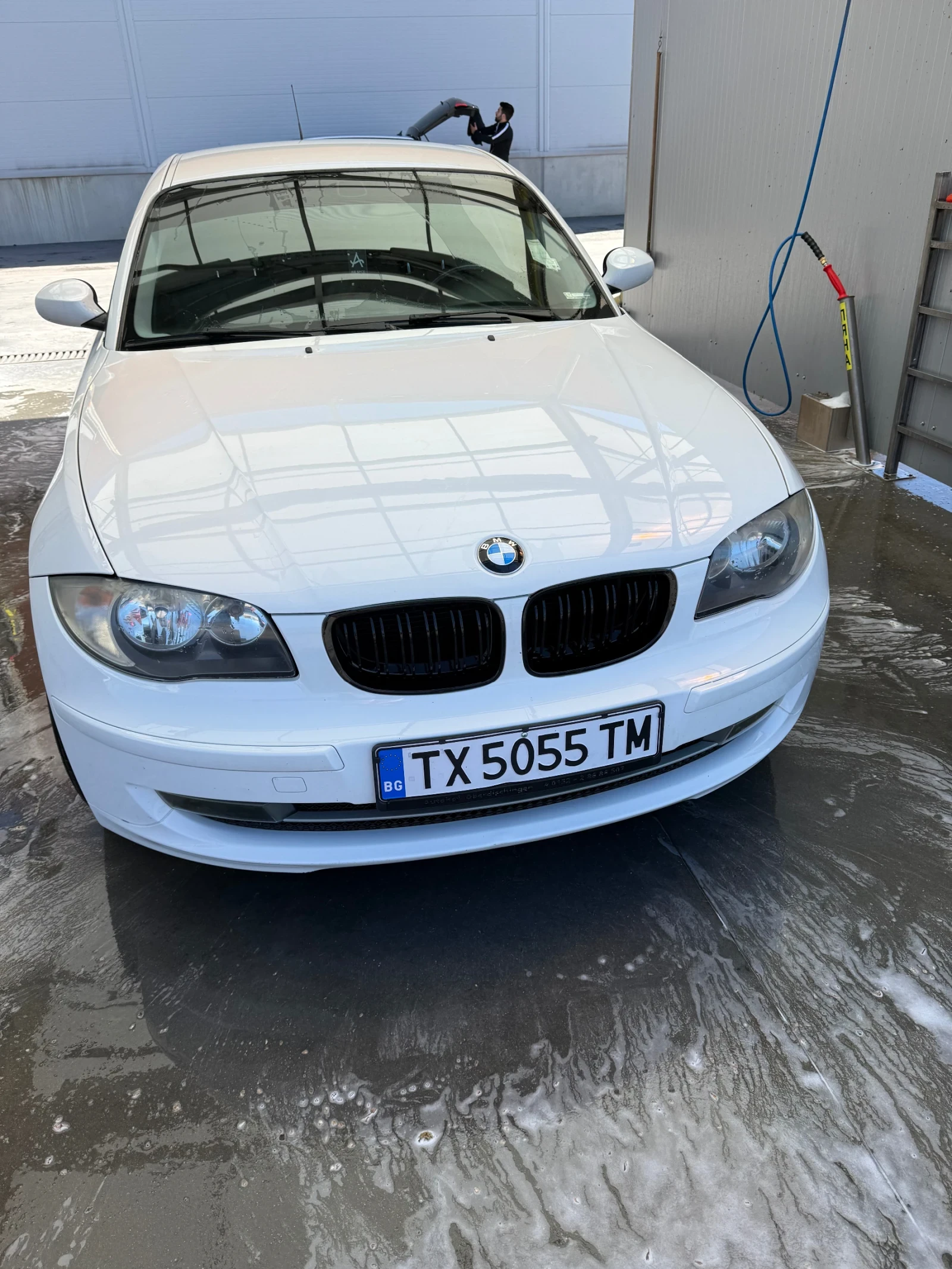 BMW 116 1.6i, снимка 2 - Автомобили и джипове - 54110082