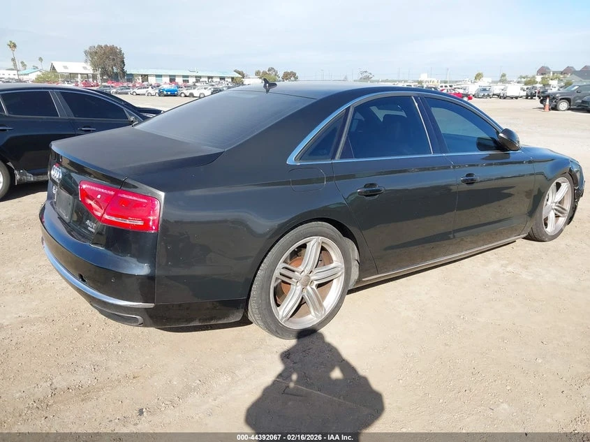 Audi A8 4.0l 4.0T, снимка 4 - Автомобили и джипове - 54141611
