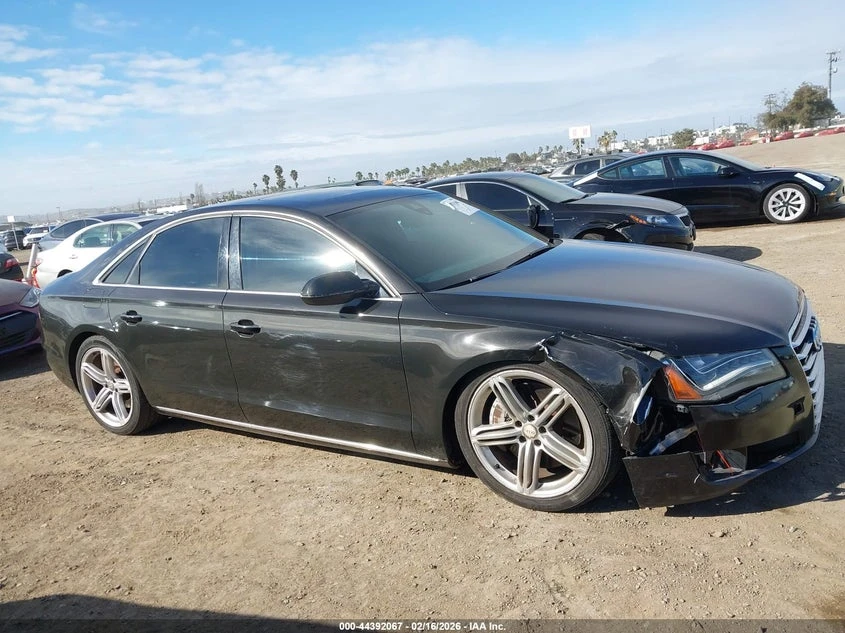Audi A8 4.0l 4.0T, снимка 13 - Автомобили и джипове - 54141611