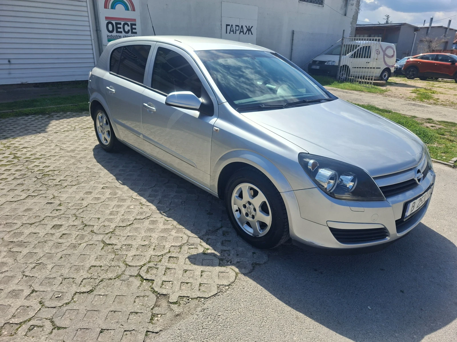 Opel Astra 1.7 CDTI, снимка 6 - Автомобили и джипове - 54174091