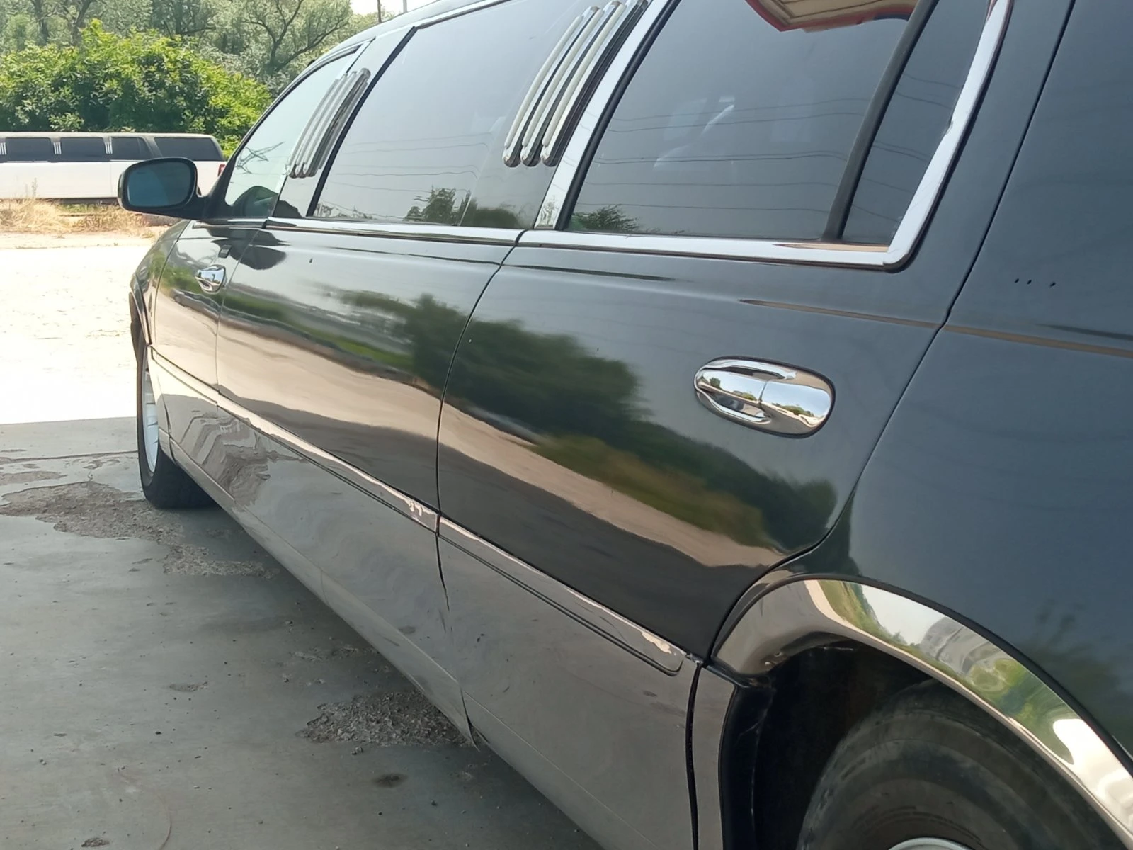 Lincoln Town car 70-inch Stretch Limousine by Royale | Mobile.bg � ����������� 5