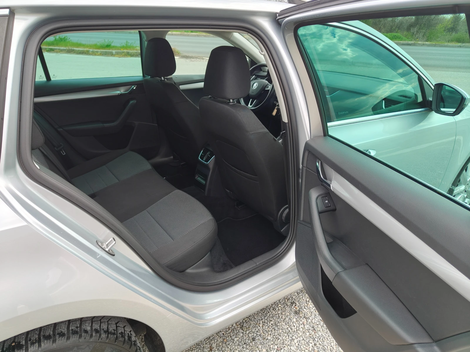 Skoda Octavia 2.0 TDI DSG NAVI EURO 6B | Mobile.bg � ����������� 9