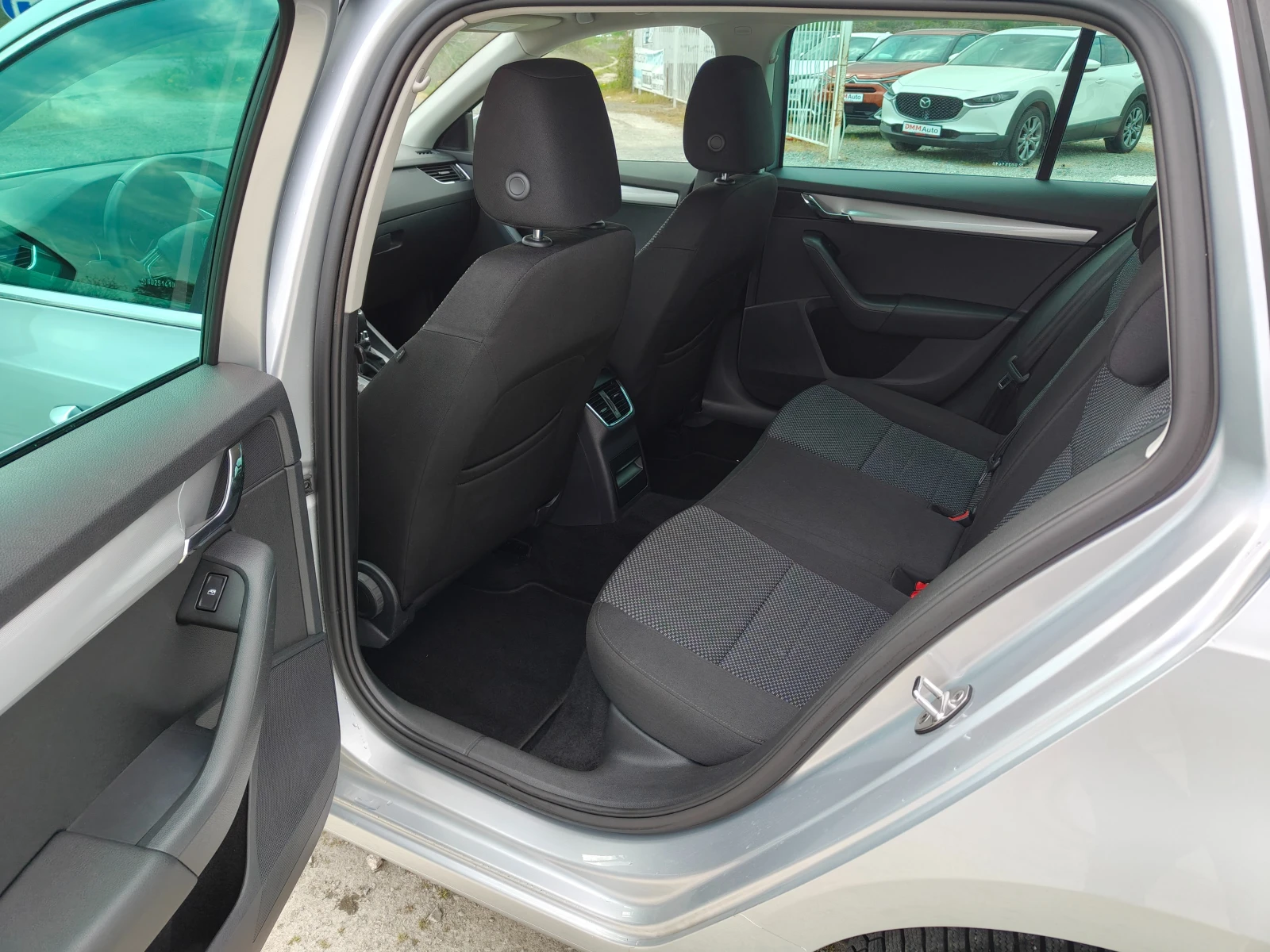 Skoda Octavia 2.0 TDI DSG NAVI EURO 6B | Mobile.bg � ����������� 7