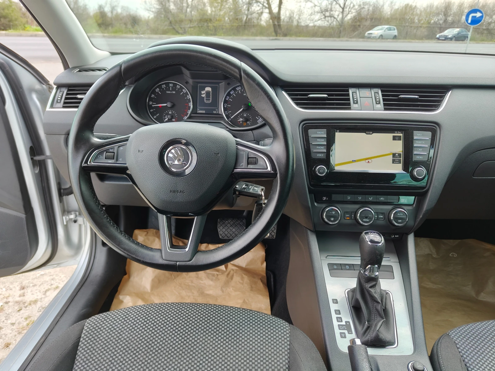 Skoda Octavia 2.0 TDI DSG NAVI EURO 6B | Mobile.bg � ����������� 11