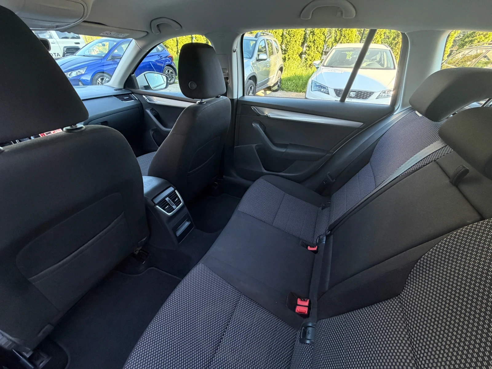 Skoda Octavia | Mobile.bg � ����������� 10