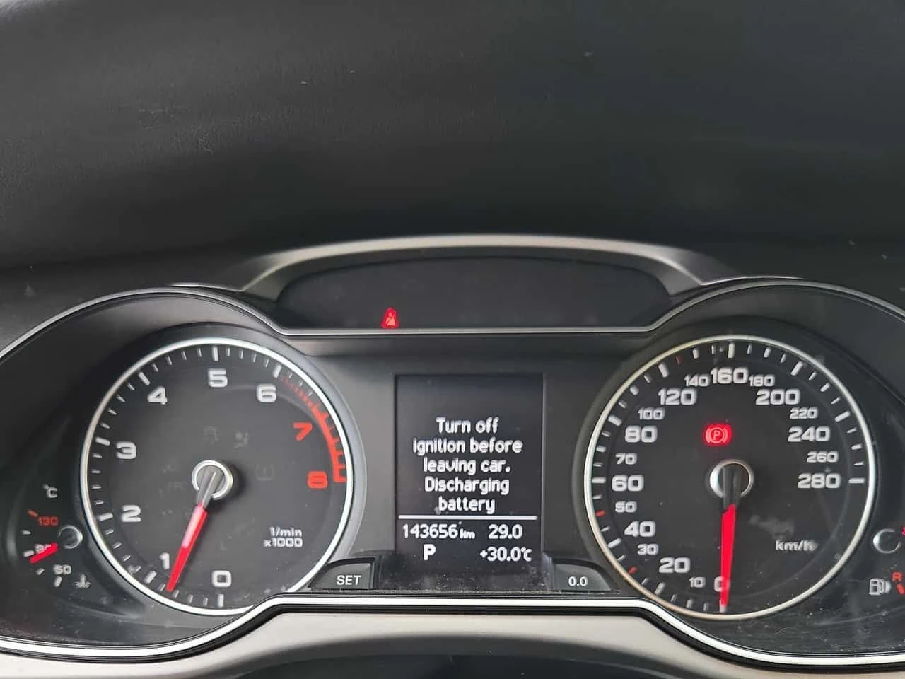Audi A4 * 4dr Sdn Auto quattro* ����������*  | Mobile.bg � ����������� 8