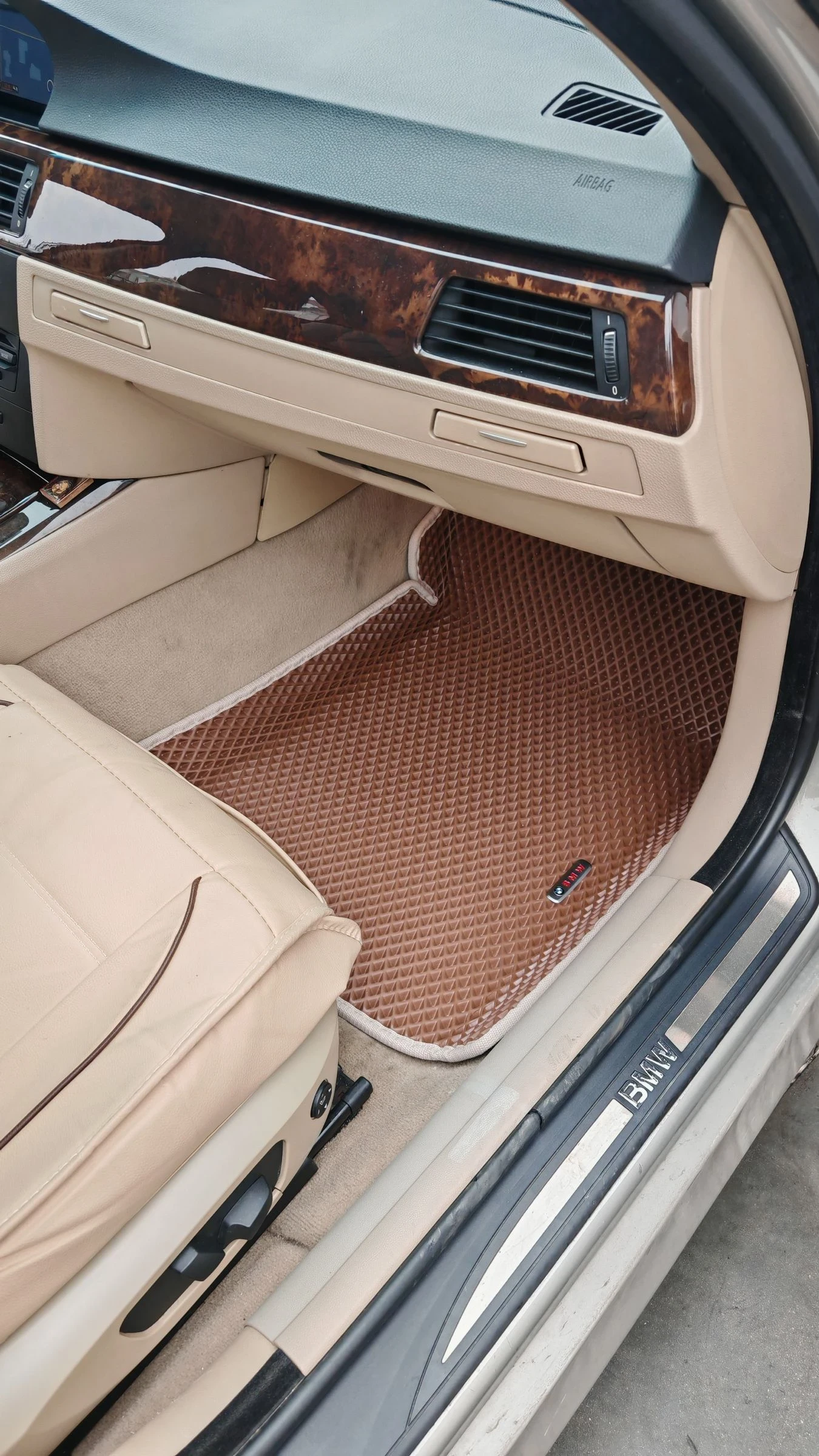 BMW 328 Е90, снимка 12 - Автомобили и джипове - 54729167