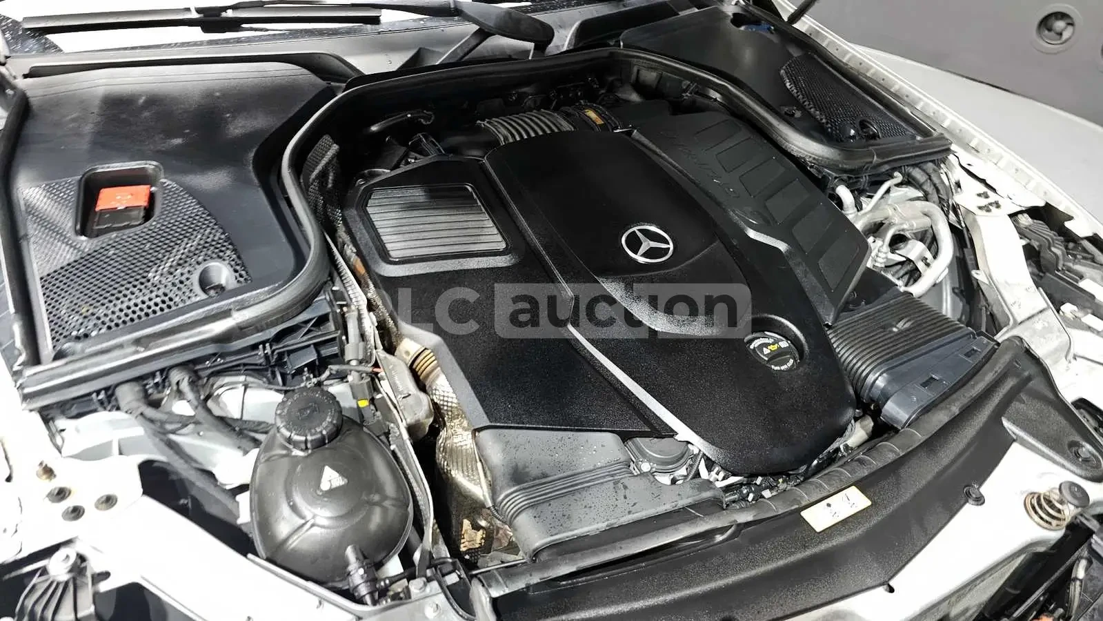 Mercedes-Benz CLS 400 d 4MATIC AMG| 360| HUD| AIRMATIC| ВКЛ.ТЕХНОТЕСТ, снимка 16 - Автомобили и джипове - 54941059